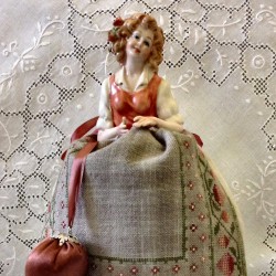 Monica – An Italian Capodimonte Pincushion
